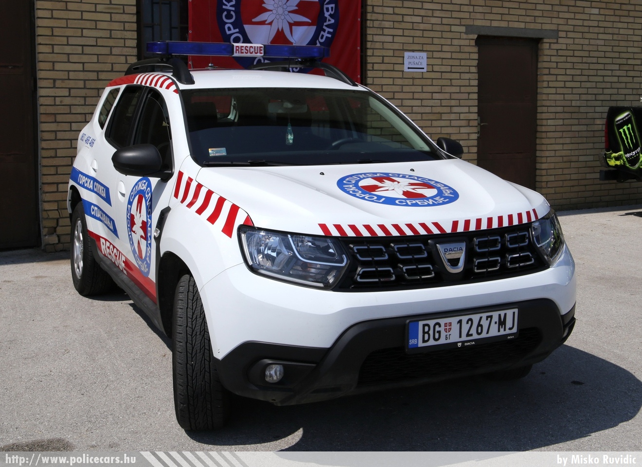 Dacia Duster, fotó: Misko Ruvidic
Keywords: szerb Szerbia Serbia serbian ambulance mentő mentőautó