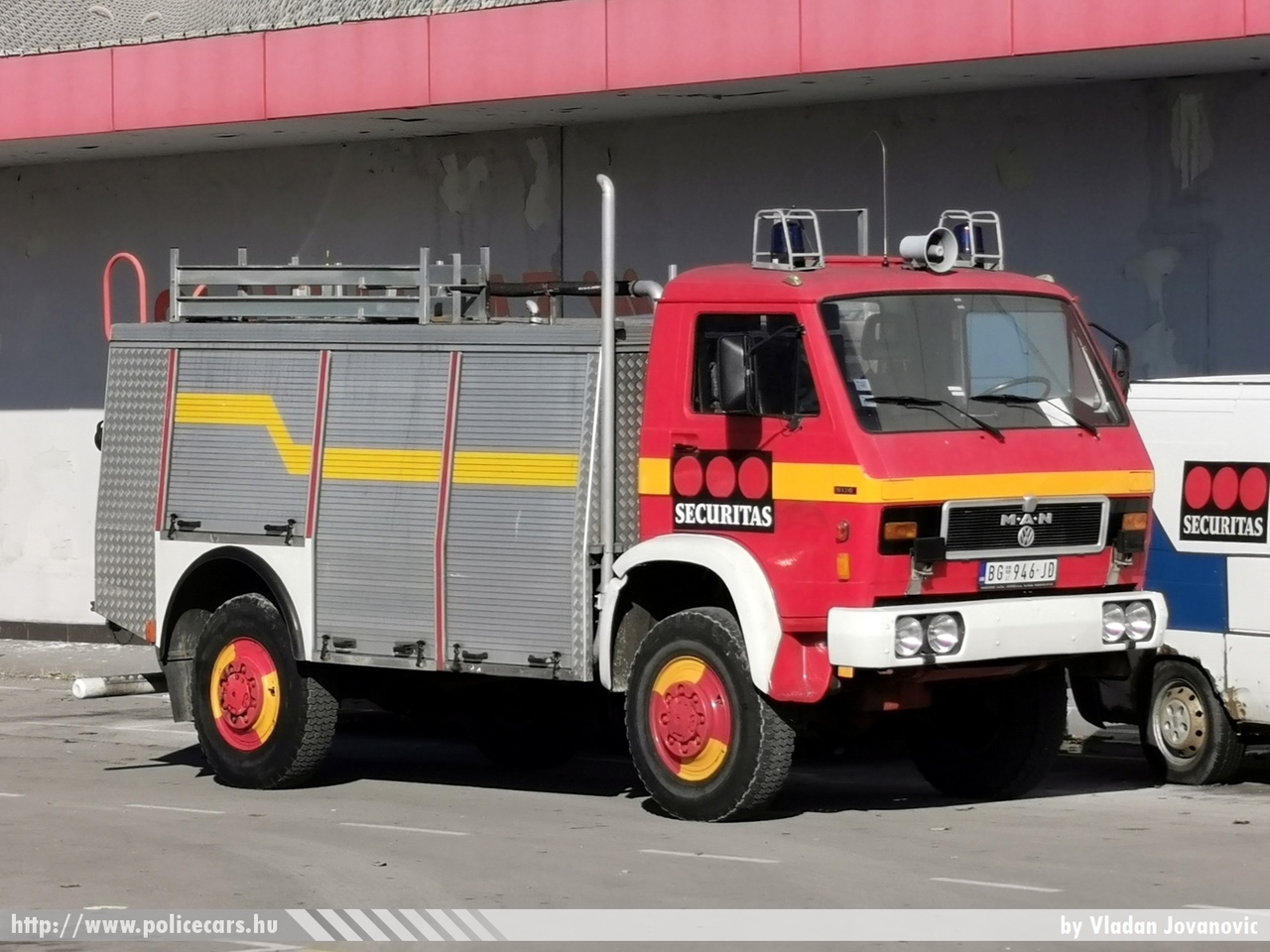 MAN, fotó: Vladan Jovanovic
Keywords: szerb Szerbia tûzoltóság tûzoltó tûzoltóautó Serbia serbian fire firetruck