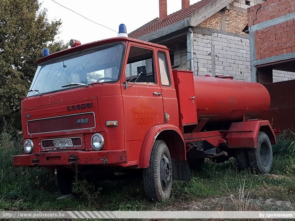 Csepel 452, Dobrovoljno Vatrogasno Društvo Novi Banovci, fotó: tpvmuseum
Keywords: szerb Szerbia tûzoltóság tûzoltó tûzoltóautó Serbia serbian fire firetruck