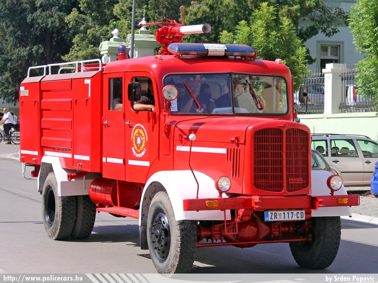 FAP 1314S, Orlovat, fotó: Srdan Popovic
Keywords: szerb Szerbia tûzoltóság tûzoltó tûzoltóautó Serbia serbian fire firetruck