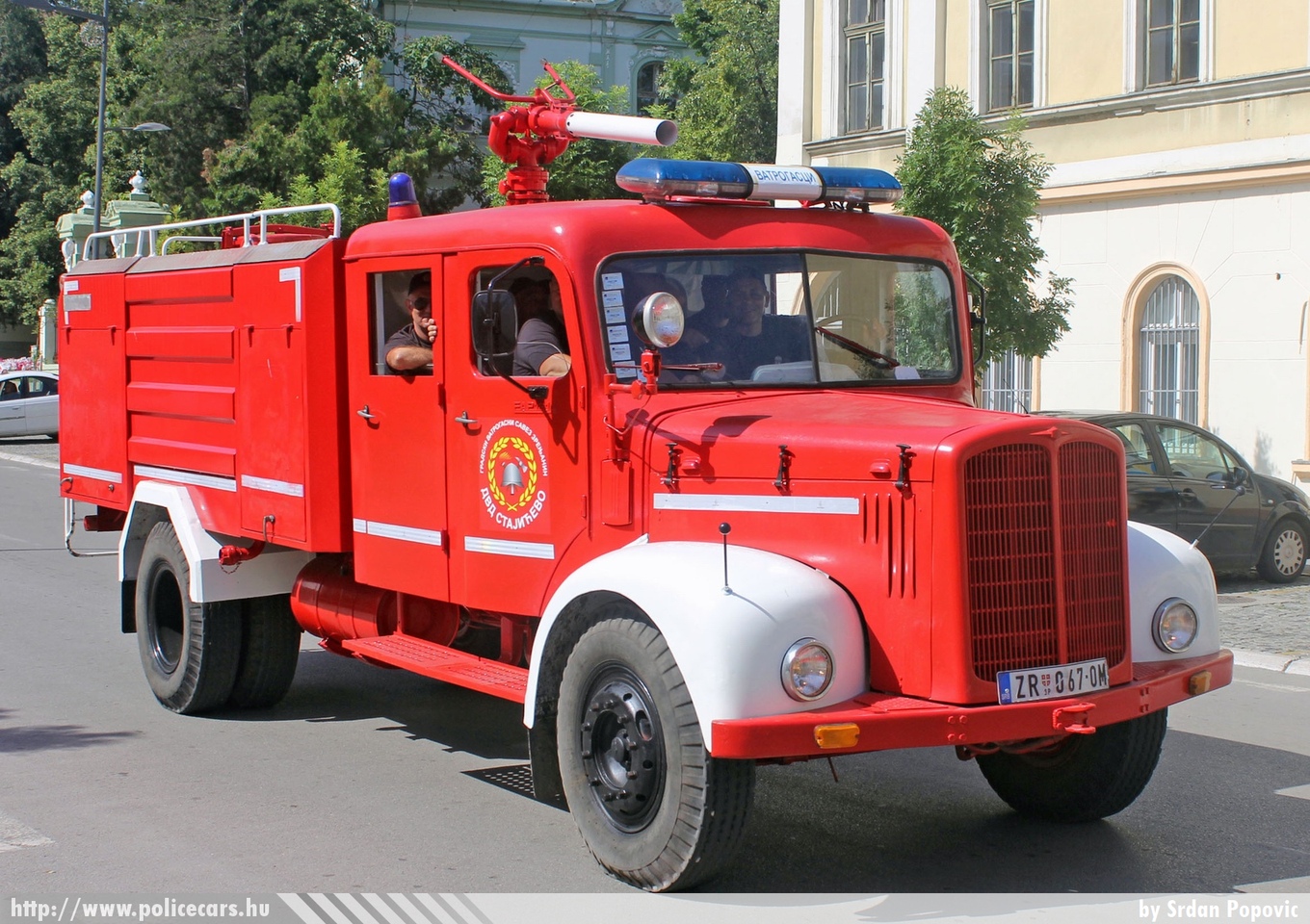 FAP 1314, Stajicevo, fotó: Srdan Popovic
Keywords: szerb Szerbia tûzoltóság tûzoltó tûzoltóautó Serbia serbian fire firetruck