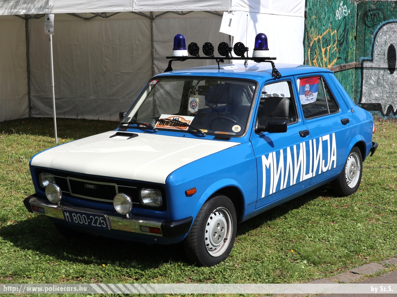 Yugo Scala 55 1989, fotó: Sz.S.
Keywords: szerb Szerbia rendőr rendőrautó rendőrség Serbia serbian police policecar