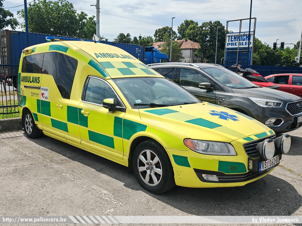 Volvo V70 Nilsson, fotó: Vladan Jovanovic
Keywords: szerb Szerbia mentő mentőautó Serbia serbian ambulance