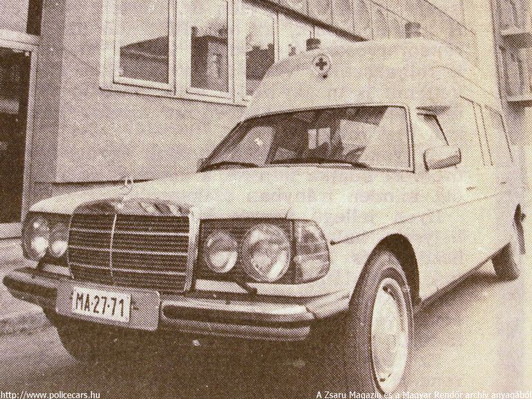 Mercedes W123, A [url=http://www.zsaru.hu]Zsaru Magazin[/url], illetve elõdje, a Magyar Rendõr archív fotója
Keywords: rendőr rendőrautó rendőrség