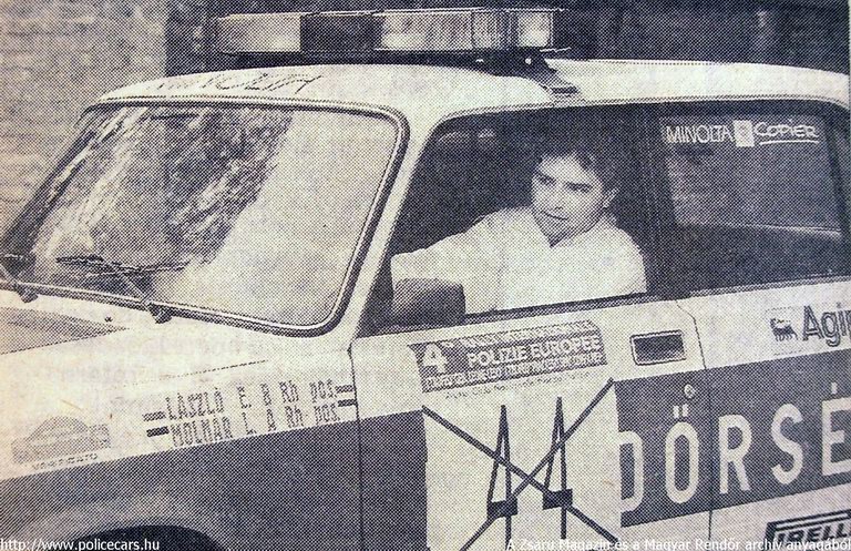 Lada 2105, A [url=http://www.zsaru.hu]Zsaru Magazin[/url], illetve elõdje, a Magyar Rendõr archív fotója
Keywords: rendőr rendőrautó rendőrség